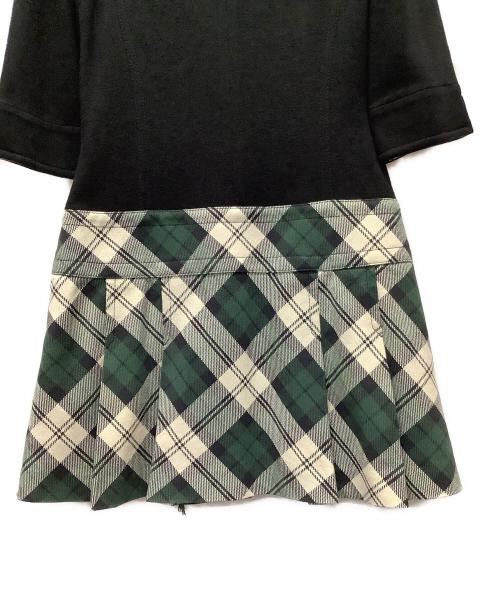 BURBERRY BLUE LABEL（バーバリー ブルー レーベル）BURBERRY BLUE LABEL (バーバリー ブルー レーベル) 半袖ワンピース ブラック×グリーン サイズ:38の古着・服飾アイテム