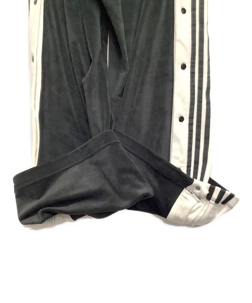 adidas（アディダス）adidas (アディダス) W ADIBREAK VELOUR TP ブラック サイズ:Lの古着・服飾アイテム