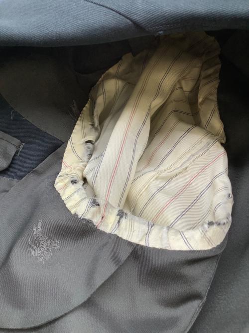 Burberry's（バーバリー）Burberry's (バーバリー) シェルボタンテーラードジャケット ネイビー サイズ:92−80−170 A5の古着・服飾アイテム