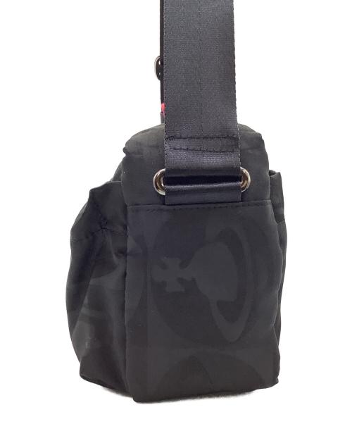 Vivienne Westwood（ヴィヴィアンウエストウッド）Vivienne Westwood (ヴィヴィアンウエストウッド) ショルダーバッグ ブラックの古着・服飾アイテム