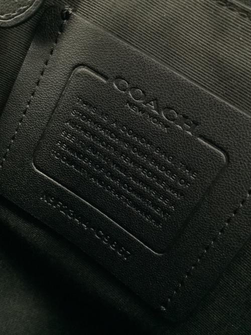 COACH（コーチ）COACH (コーチ) サリバンパック ブラックの古着・服飾アイテム