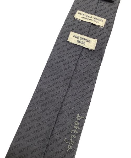 BOTTEGA VENETA（ボッテガベネタ）BOTTEGA VENETA (ボッテガベネタ) ネクタイ ダークグレー サイズ:148x５.5cmの古着・服飾アイテム