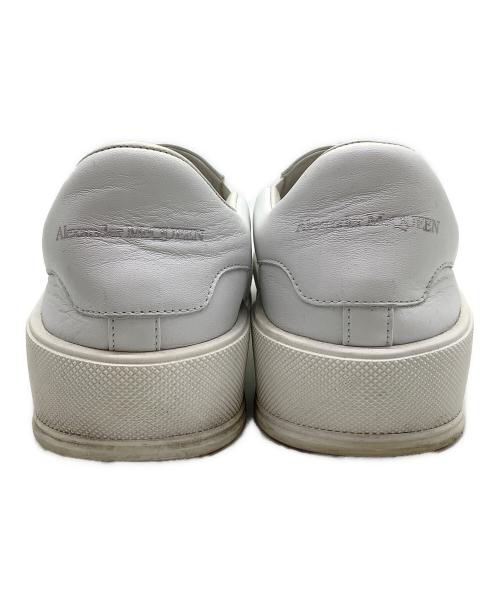 ALEXANDER McQUEEN（アレキサンダーマックイーン）ALEXANDER McQUEEN (アレキサンダーマックイーン) スリッポン ホワイト サイズ:41の古着・服飾アイテム