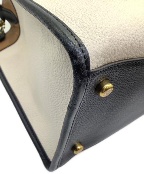 COACH（コーチ）COACH (コーチ) 2WAYバッグ ホワイト キャメルの古着・服飾アイテム