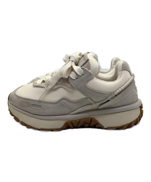 UGG（アグ）UGG (アグ) ローカットスニーカー アイボリー サイズ:23cmの古着・服飾アイテム