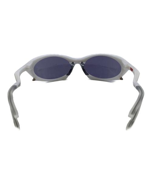 OAKLEY（オークリー）OAKLEY (オークリー) サングラス ホワイト サイズ:63□19の古着・服飾アイテム