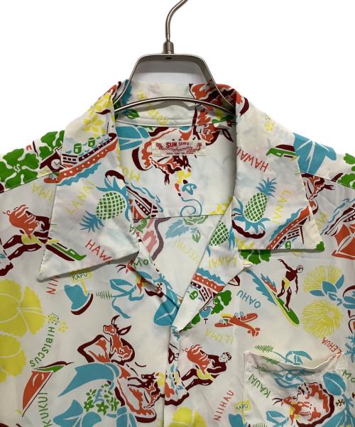 Sun Surf（サンサーフ）Sun Surf (サンサーフ) アロハシャツ ホワイト×マルチカラー サイズ:XLの古着・服飾アイテム