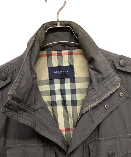 BURBERRY LONDON（バーバリーロンドン）BURBERRY LONDON (バーバリーロンドン) スタンドカラージャケット グレー サイズ:LLの古着・服飾アイテム