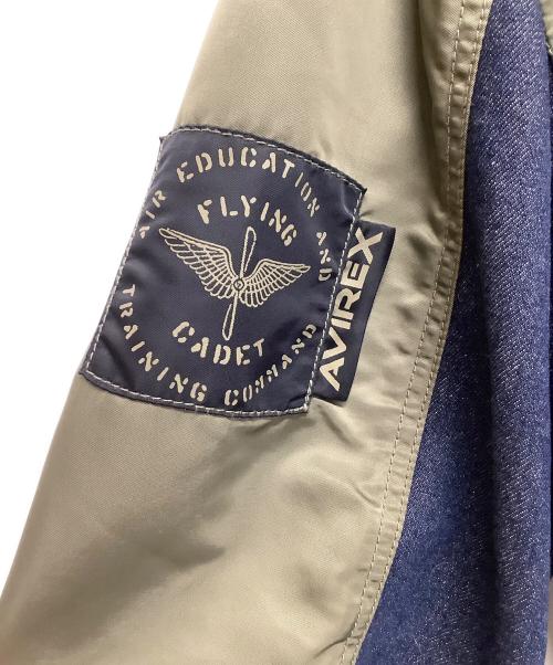 AVIREX（アヴィレックス）AVIREX (アヴィレックス) DENIM CUSTOM FLIGHT JACKET グリーン×インディゴ サイズ:Ｍの古着・服飾アイテム