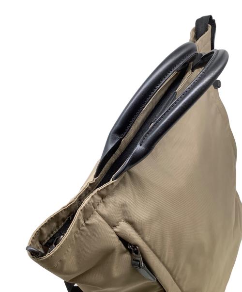 COLE HAAN（コールハーン）COLE HAAN (コールハーン) クラークソンバックパック ベージュ×ブラックの古着・服飾アイテム