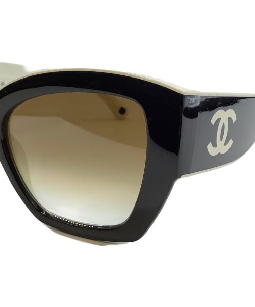 CHANEL（シャネル）CHANEL (シャネル) サングラス　CHANEL バタフライシェイプ ホワイト×ブラックの古着・服飾アイテム