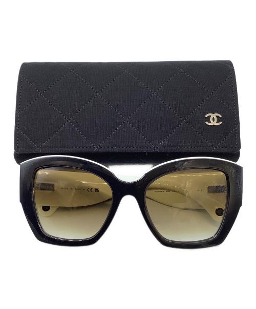 CHANEL（シャネル）CHANEL (シャネル) サングラス　CHANEL バタフライシェイプ ホワイト×ブラックの古着・服飾アイテム