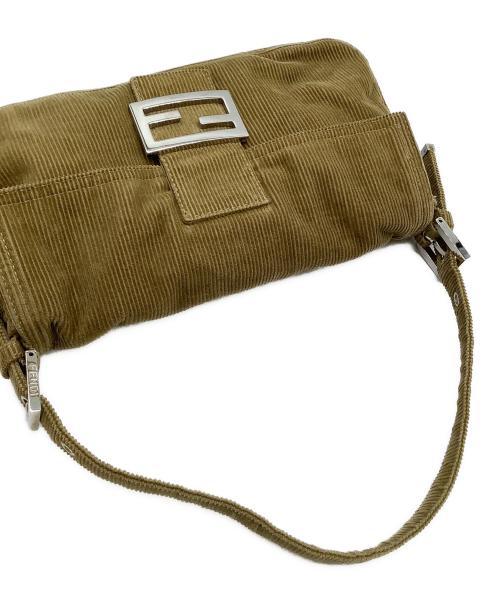 FENDI（フェンディ）FENDI (フェンディ) マンマバケットバッグ ベージュの古着・服飾アイテム