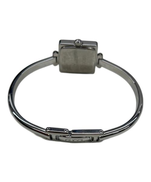 GUCCI（グッチ）GUCCI (グッチ) バングルウォッチ シルバーカラーの古着・服飾アイテム