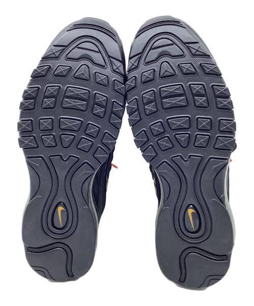 NIKE（ナイキ）NIKE (ナイキ) ローカットスニーカー　NIKE ブラック×ベージュ サイズ:28の古着・服飾アイテム
