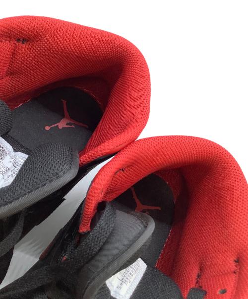 NIKE（ナイキ）NIKE (ナイキ) NIKE AIR JORDAN 1 MID レッド×ブラック サイズ:27cmの古着・服飾アイテム