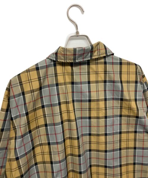 Barbour（バブアー）Barbour (バブアー) T532 AYR REVERSIBLE JACKET ベージュ×ネイビー サイズ:EX LARGEの古着・服飾アイテム