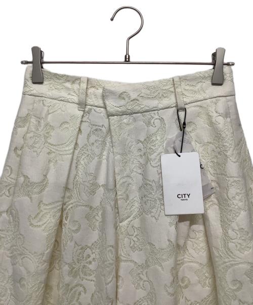 CITY（シティ）CITY (シティ) パンツ ホワイト サイズ:サイズ2 未使用品の古着・服飾アイテム
