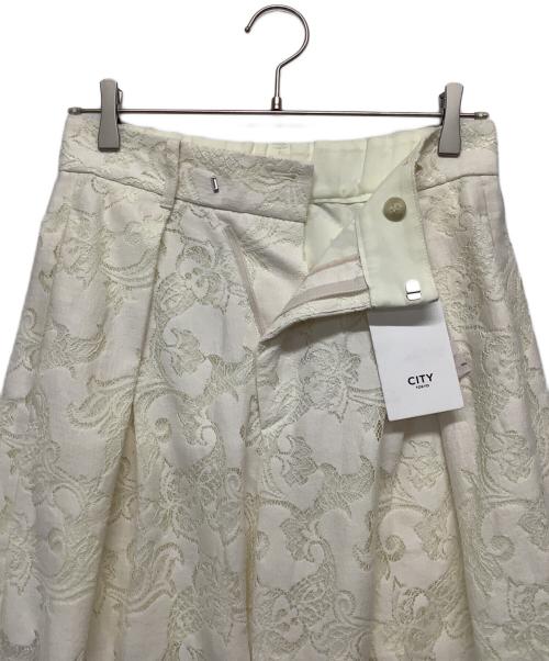 CITY（シティ）CITY (シティ) パンツ ホワイト サイズ:サイズ2 未使用品の古着・服飾アイテム