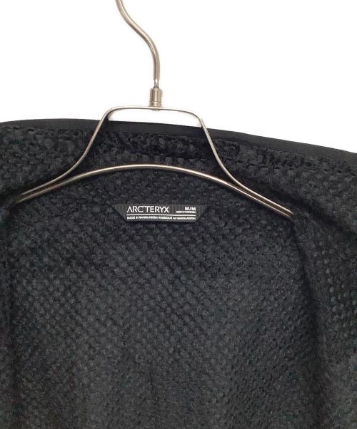 ARC'TERYX（アークテリクス）ARC'TERYX (アークテリクス) PROTON LIGHTWIGHT HOODY ブラック サイズ:Mの古着・服飾アイテム