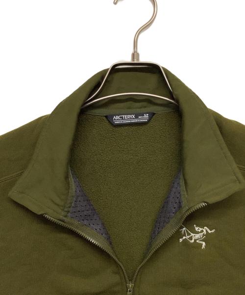 ARC'TERYX（アークテリクス）ARC'TERYX (アークテリクス) フリースジャケット カーキ サイズ:Ｓの古着・服飾アイテム