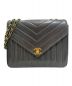 CHANEL（シャネル）の古着「Vステッチチェーンショルダーバッグ」｜ブラック