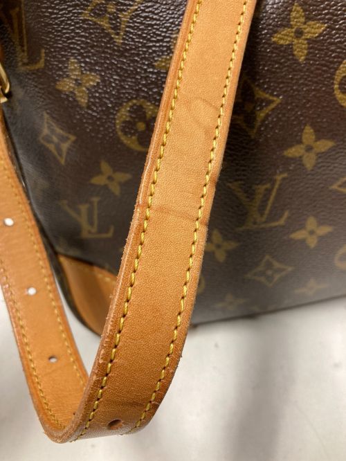 LOUIS VUITTON（ルイ ヴィトン）LOUIS VUITTON (ルイ ヴィトン) ブローニュ30 ショルダーバッグ ブラウン サイズ:30の古着・服飾アイテム