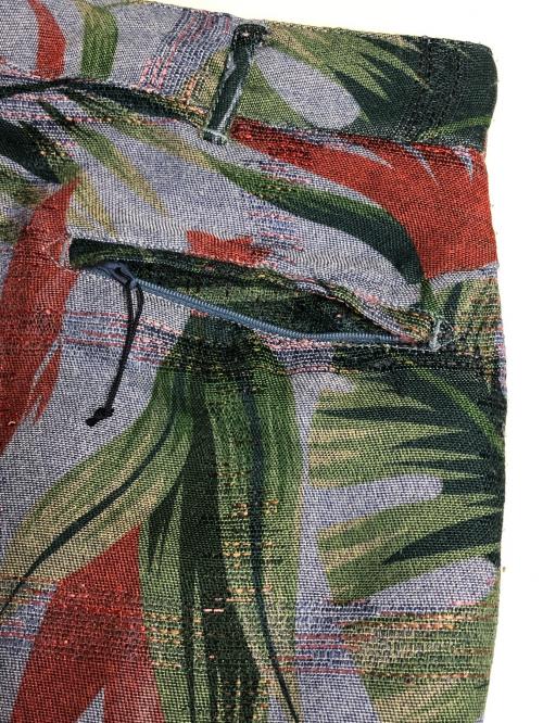 Engineered Garments（エンジニアドガーメンツ）Engineered Garments (エンジニアドガーメンツ) ビッグフローラルショートパンツ / ハーフパンツ ブルー サイズ:Sの古着・服飾アイテム