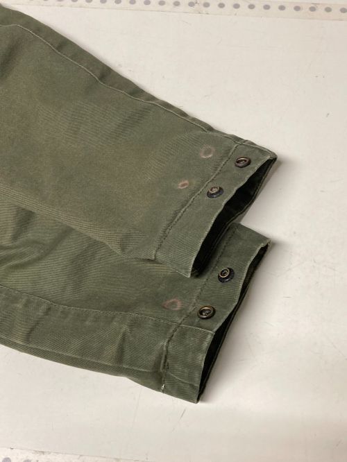 REPLAY（リプレイ）REPLAY (リプレイ) ジップアップミリタリーシャツ カーキ サイズ:Mの古着・服飾アイテム