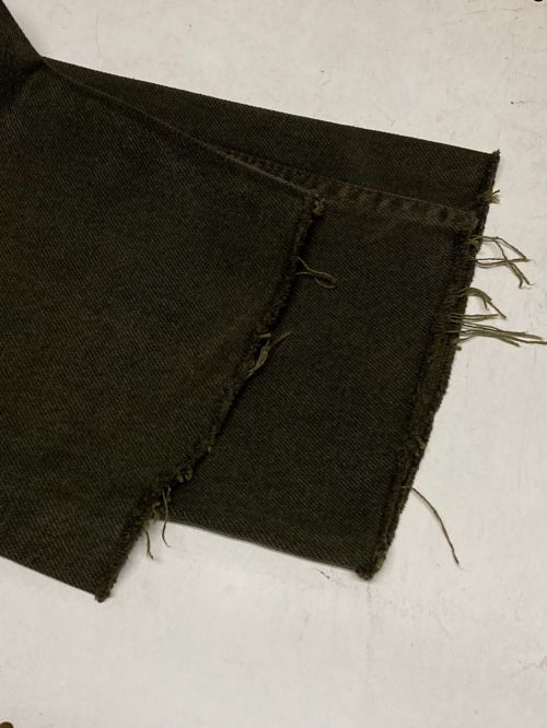 LEVI'S（リーバイス）LEVI'S (リーバイス) デニムパンツ カーキ サイズ:実寸参照の古着・服飾アイテム