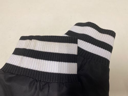 Paris Saint-Germain（パリサンジェルマン）Paris Saint-Germain (パリ・サン ジェルマン) 中綿ジャケット ブラック サイズ:Mの古着・服飾アイテム