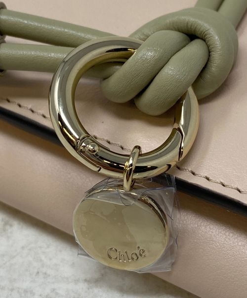 Chloe（クロエ）Chloe (クロエ) スモールトリフォールドレザーウォレット ライトピンク 未使用品の古着・服飾アイテム