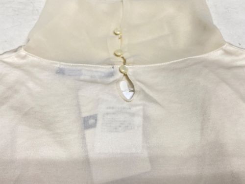 M'S GRACY（エムズグレイシー）M'S GRACY (エムズグレイシー) ブラウス ベージュ サイズ:40 未使用品の古着・服飾アイテム