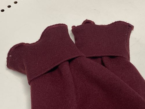 Champion（チャンピオン）Champion (チャンピオン) HARVARDプリントクルーネックスウェット エンジ サイズ:Sの古着・服飾アイテム