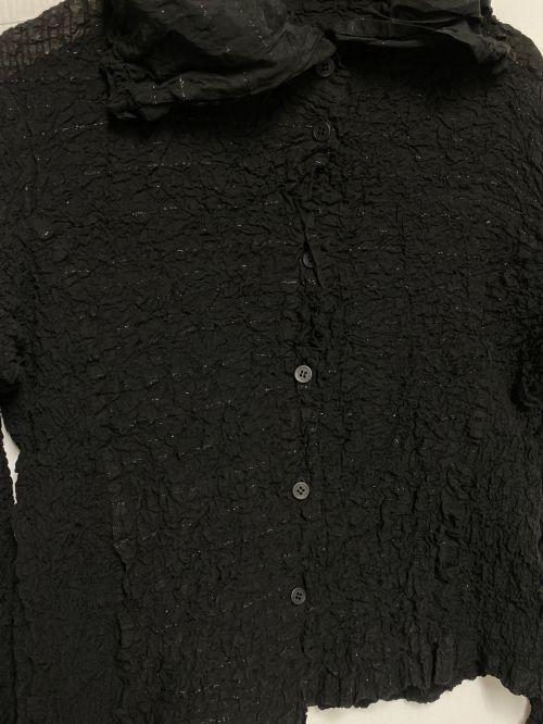 ISSEY MIYAKE me（イッセイ ミヤケ ミー）ISSEY MIYAKE me (イッセイ ミヤケ ミー) カリフラワーシャツ ブラック サイズ:Fの古着・服飾アイテム