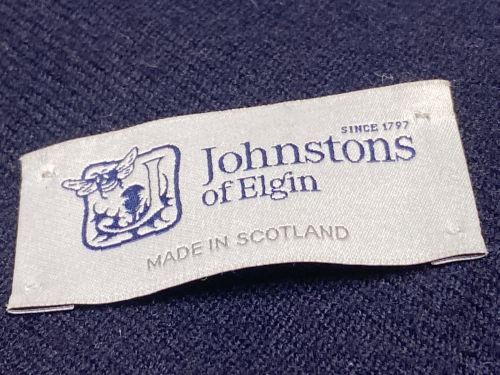 JOHNSTONS OF ELGIN（ジョンストンズオブエルガン）JOHNSTONS OF ELGIN (ジョンストンズオブエルガン) ウールマフラー ネイビーの古着・服飾アイテム