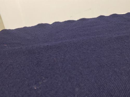 JOHNSTONS OF ELGIN（ジョンストンズオブエルガン）JOHNSTONS OF ELGIN (ジョンストンズオブエルガン) ウールマフラー ネイビーの古着・服飾アイテム