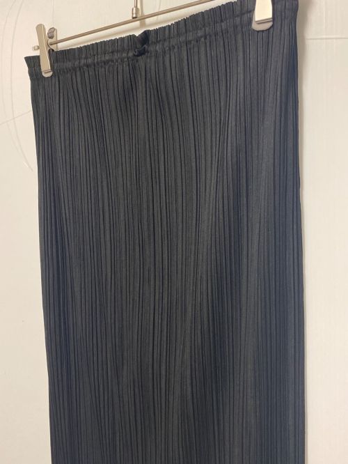 PLEATS PLEASE（プリーツプリーズ）PLEATS PLEASE (プリーツプリーズ) ロングプリーツスカート ブラック サイズ:1の古着・服飾アイテム