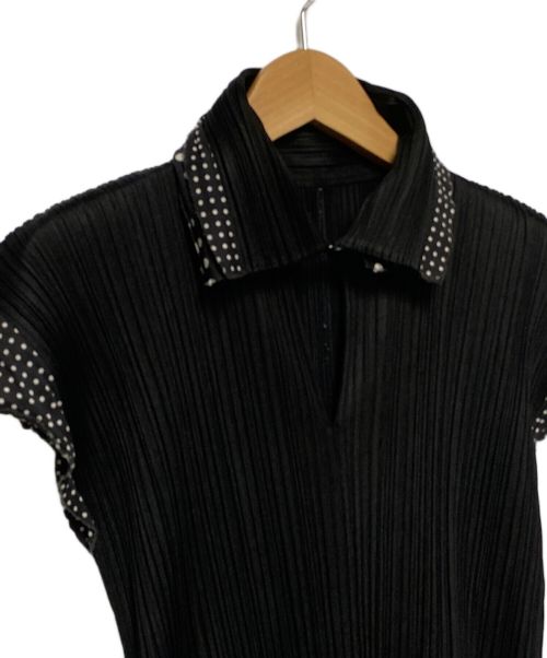 PLEATS PLEASE（プリーツプリーズ）PLEATS PLEASE (プリーツプリーズ) ドット切替プリーツワンピース ブラック×ホワイト サイズ:2の古着・服飾アイテム