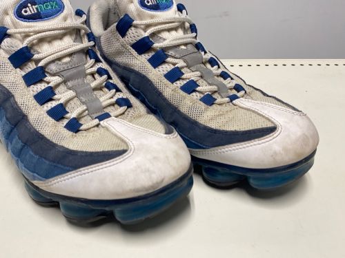 NIKE（ナイキ）NIKE (ナイキ) AIR VAPORMAX 95 / ローカットスニーカー ブルー×グレー サイズ:US8の古着・服飾アイテム