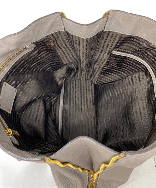 PRADA（プラダ）PRADA (プラダ) レザートートバッグ グレーの古着・服飾アイテム