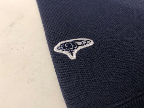 Champion REVERSE WEAVE（チャンピオン リバース ウィーブ）Champion REVERSE WEAVE (チャンピオン リバース ウィーブ) BEAMS GOLF (ビームスゴルフ) 24AW CGロゴクルーネックスウェット ネイビー サイズ:XLの古着・服飾アイテム
