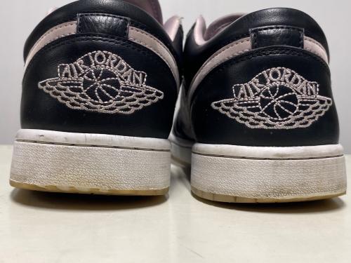 NIKE（ナイキ）NIKE (ナイキ) AIR JORDAN 1 LOW SE / ローカットスニーカー ブラック×パープル サイズ:US9.5の古着・服飾アイテム