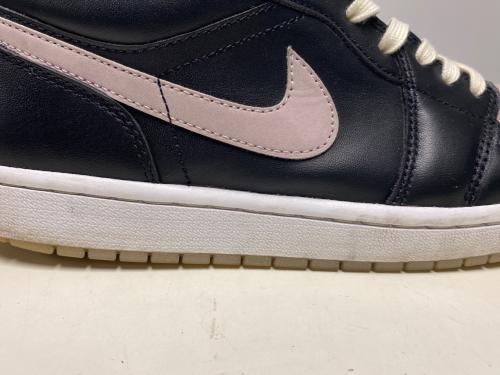 NIKE（ナイキ）NIKE (ナイキ) AIR JORDAN 1 LOW SE / ローカットスニーカー ブラック×パープル サイズ:US9.5の古着・服飾アイテム