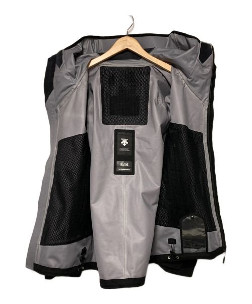 DECENT（デサント）DECENT (デサント) S.I.O SCHEMATECH 3L-SHELL JACKET / マウンテンパーカー ブラック サイズ:Lの古着・服飾アイテム