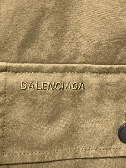 BALENCIAGA（バレンシアガ）BALENCIAGA (バレンシアガ) フリースレイヤードオーバーサイズステンカラーコート オリーブ×ブラック サイズ:48の古着・服飾アイテム