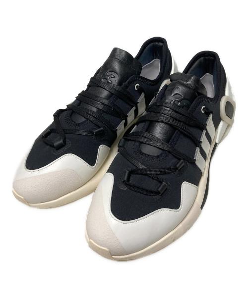 Y-3（ワイスリー）Y-3 (ワイスリー) IDOSO BOOST / ローカットスニーカー ホワイト×ブラック サイズ:US8の古着・服飾アイテム