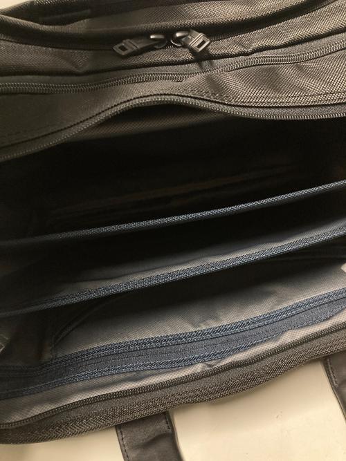 TUMI（トゥミ）TUMI (トゥミ) ALPHA Expandable Organizer Compute / 2WAYブリーフケースの古着・服飾アイテム