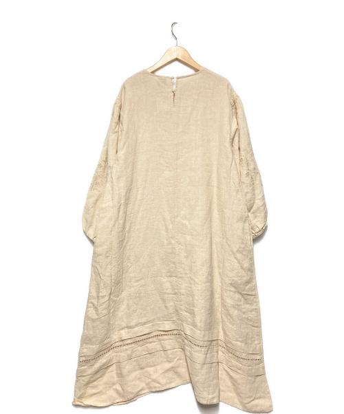 TSUHARU by samansa Mos2（ツハル バイ サマンサモスモス）TSUHARU by samansa Mos2 (ツハル バイ サマンサモスモス) リネン袖刺繍ワンピース キナリ サイズ:M 未使用品の古着・服飾アイテム