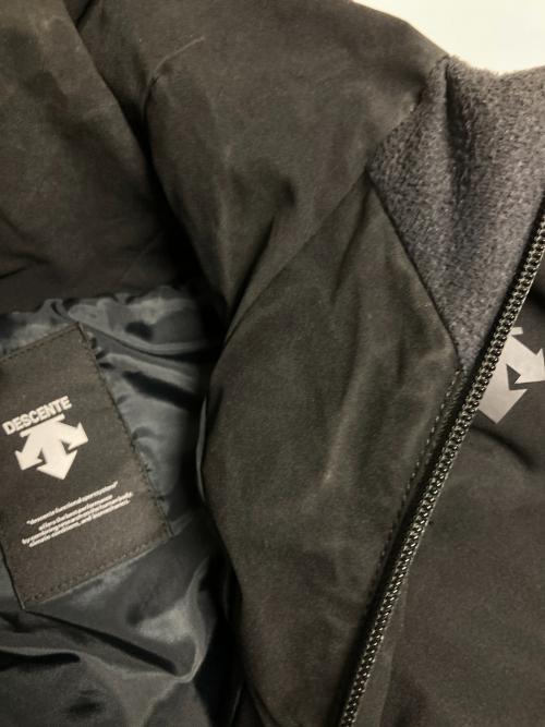DECENT（デサント）DECENT (デサント) シームレスダウンジャケット ブラック サイズ:Lの古着・服飾アイテム